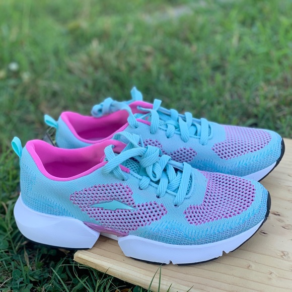 Avia Segmented Bottom Women’s Lightweight Sneakers - Picture 12 of 16